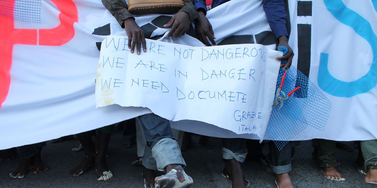 Venice, a mass rally in support of asylum seekers